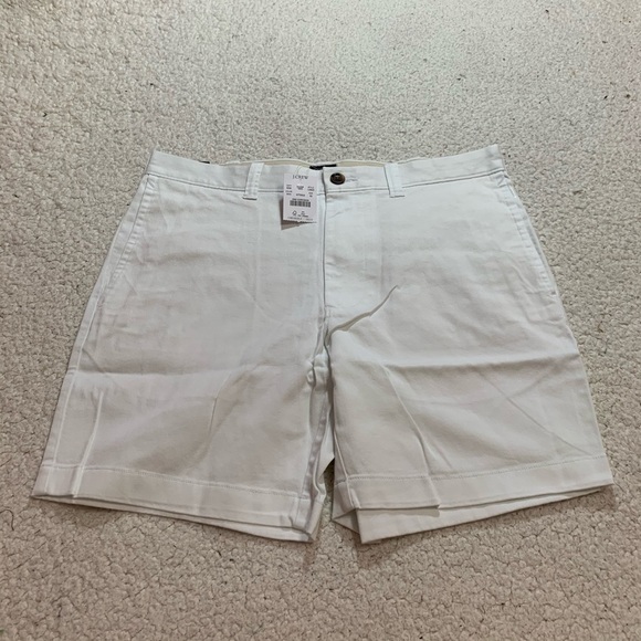 J crew men’s reade 7” flex shorts white NWT - Picture 2 of 3